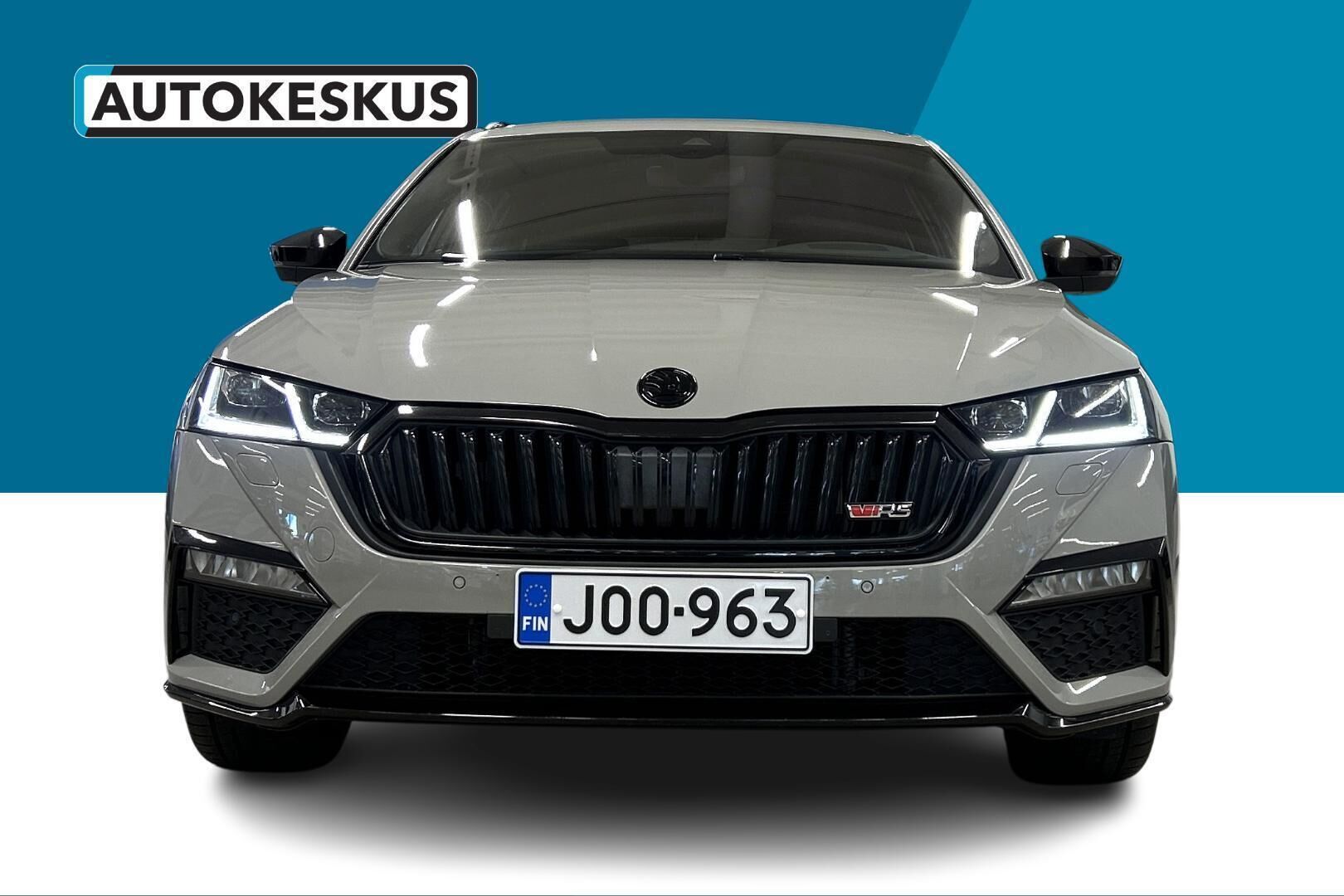 SKODA OCTAVIA iso kuva 2