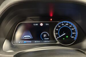 NISSAN LEAF esikatselu 14