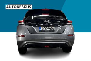 NISSAN LEAF esikatselu 6