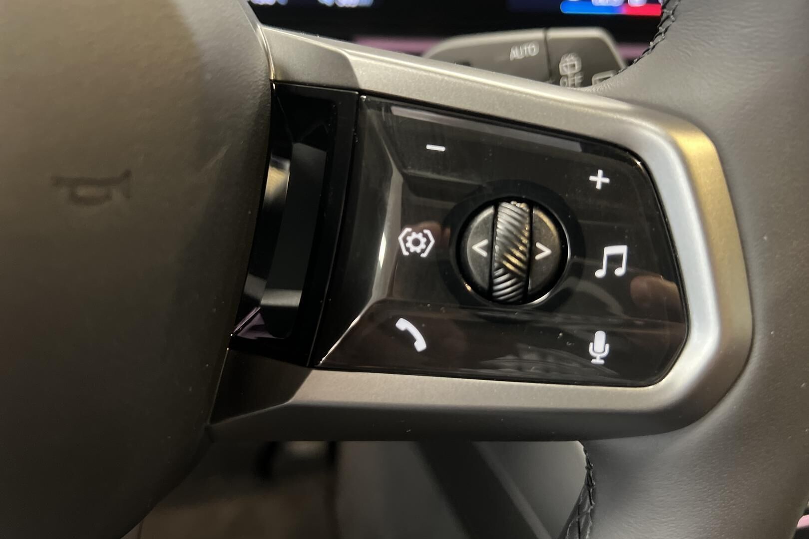 BMW I5 iso kuva 19