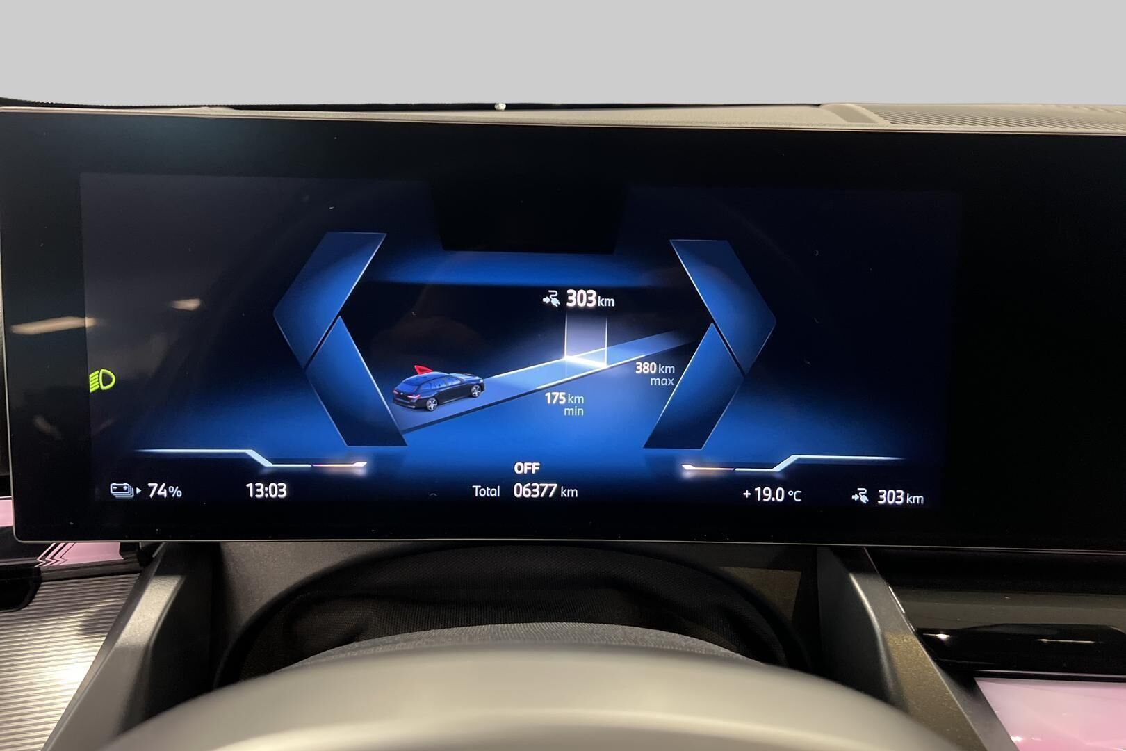BMW I5 iso kuva 25