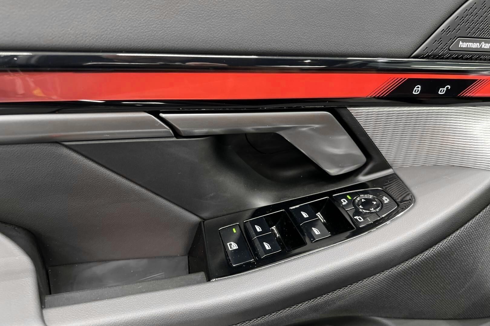 BMW I5 iso kuva 14