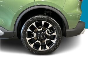 Ford Kuga esikatselu 12