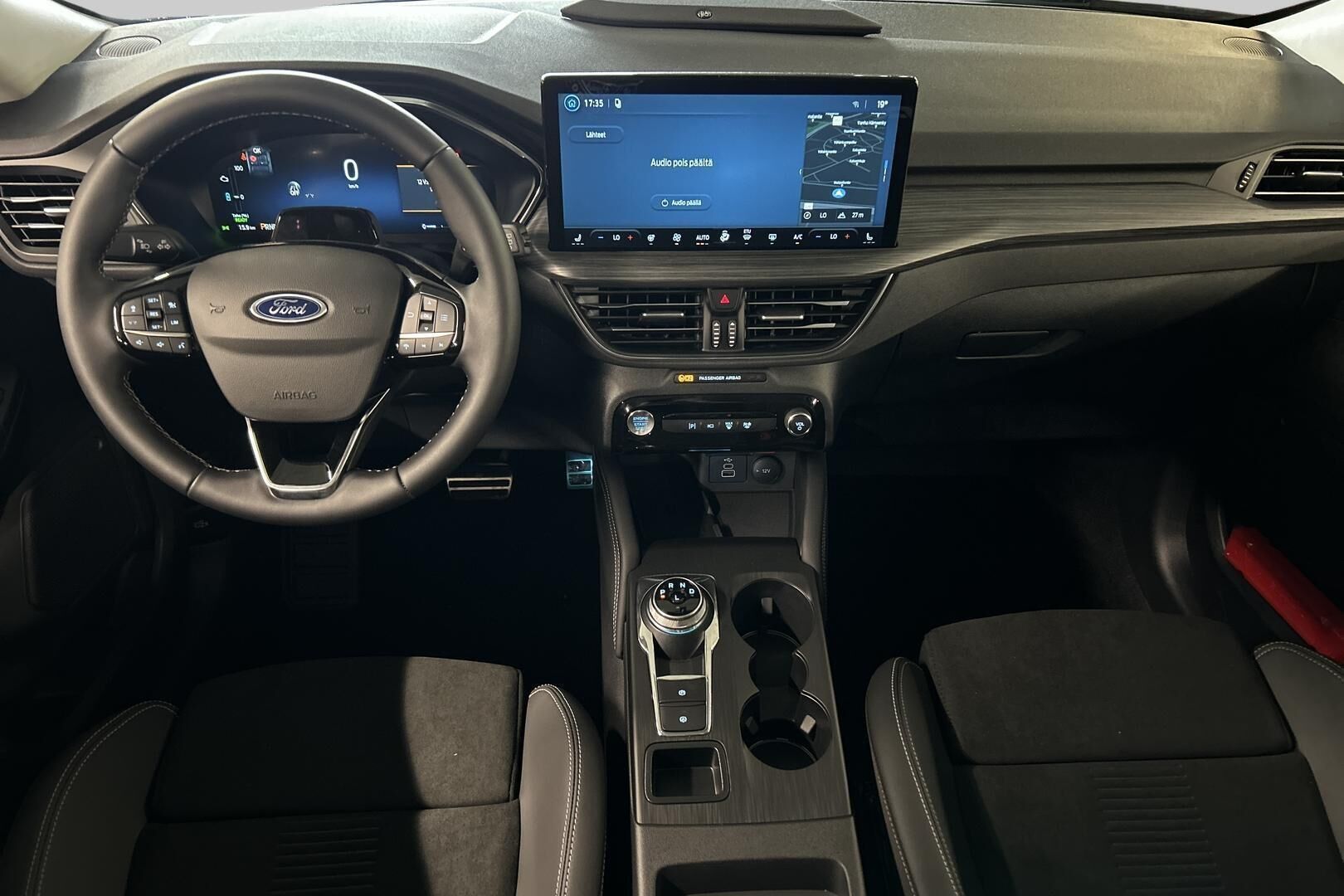 Ford Kuga iso kuva 13
