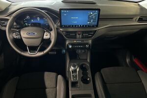 Ford Kuga esikatselu 13