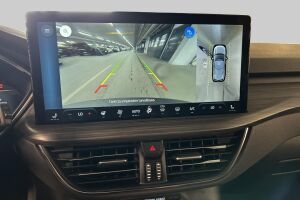 Ford Kuga esikatselu 18