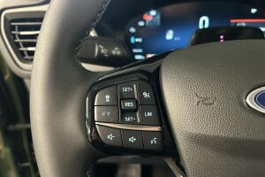 Ford Kuga esikatselu 23