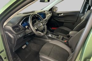 Ford Kuga esikatselu 8