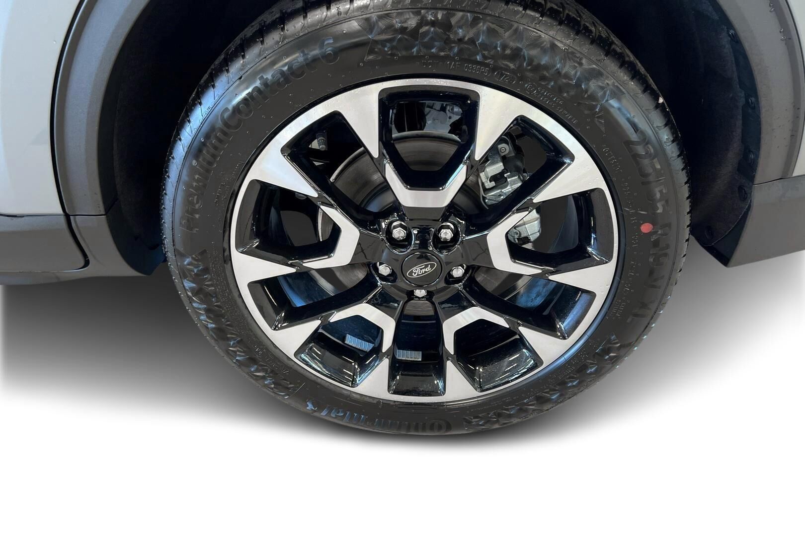 Ford Kuga iso kuva 12