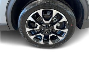 Ford Kuga esikatselu 12