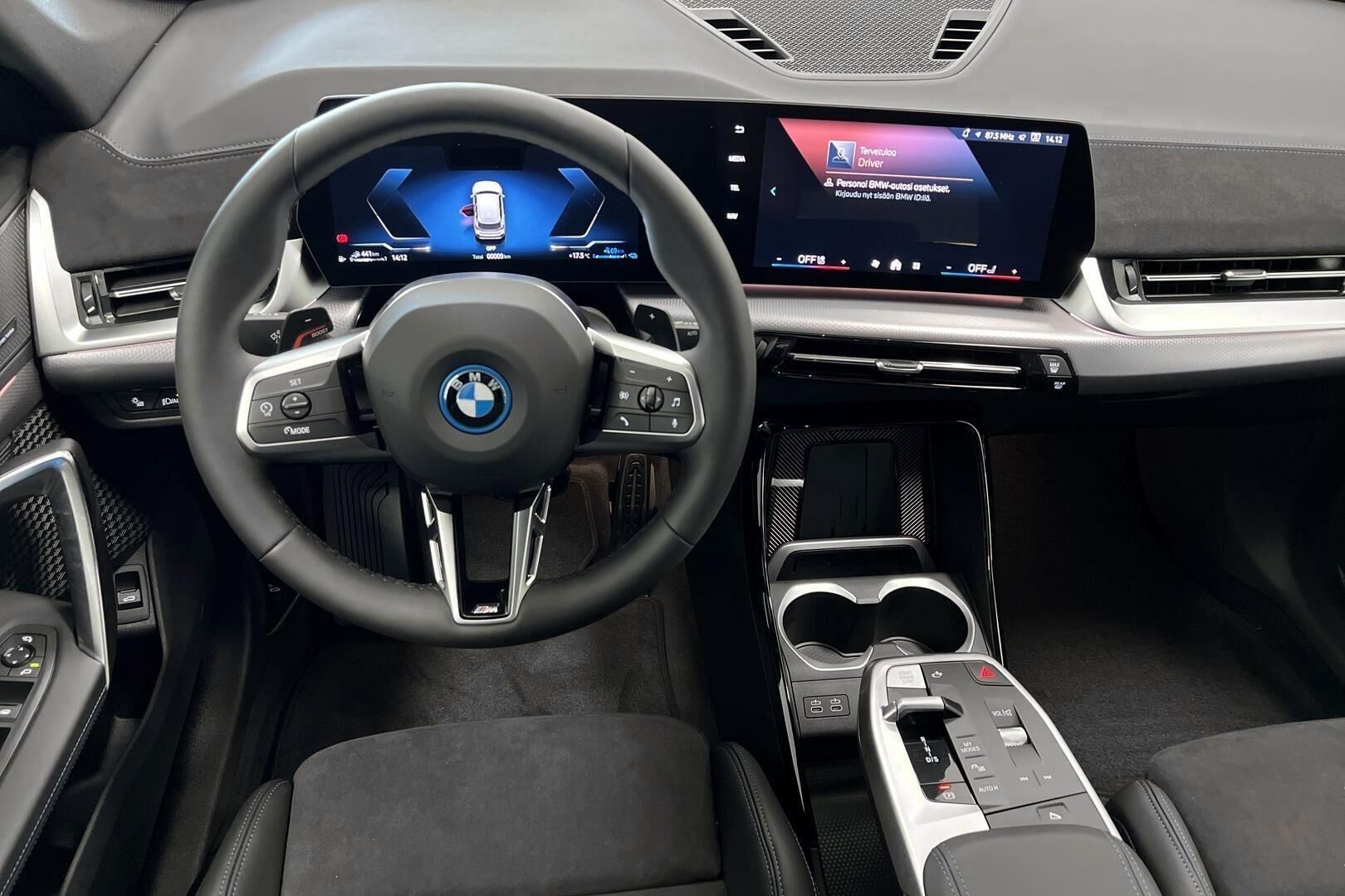 BMW X1 iso kuva 9