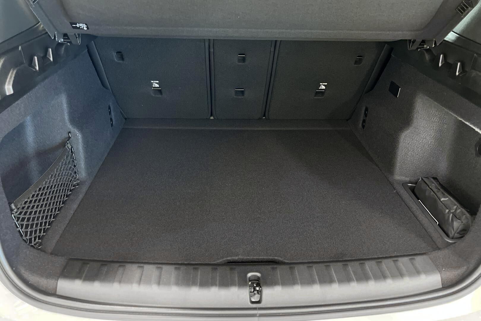 BMW X1 iso kuva 10