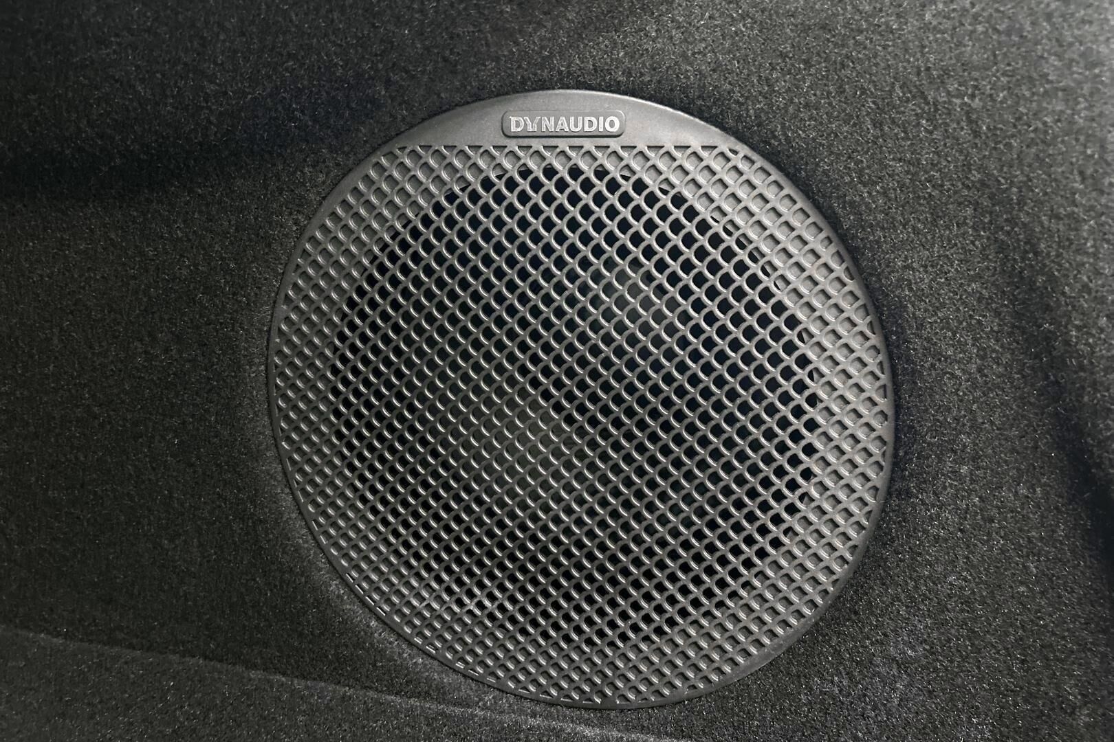 BYD Seal iso kuva 25