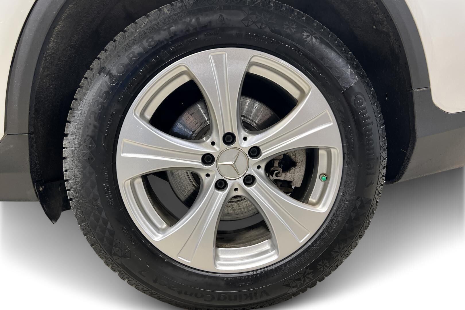 Mercedes-Benz GLC iso kuva 13
