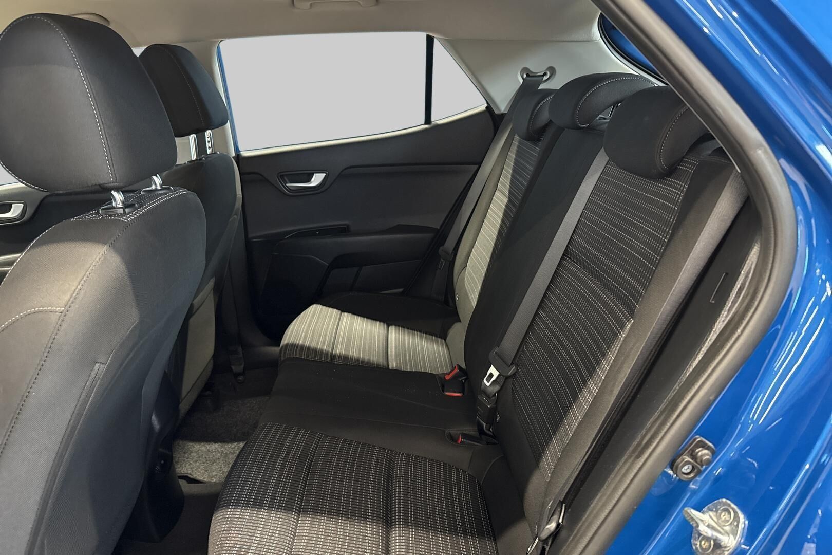 Kia Stonic iso kuva 10