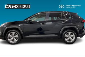 Toyota RAV4 esikatselu 7