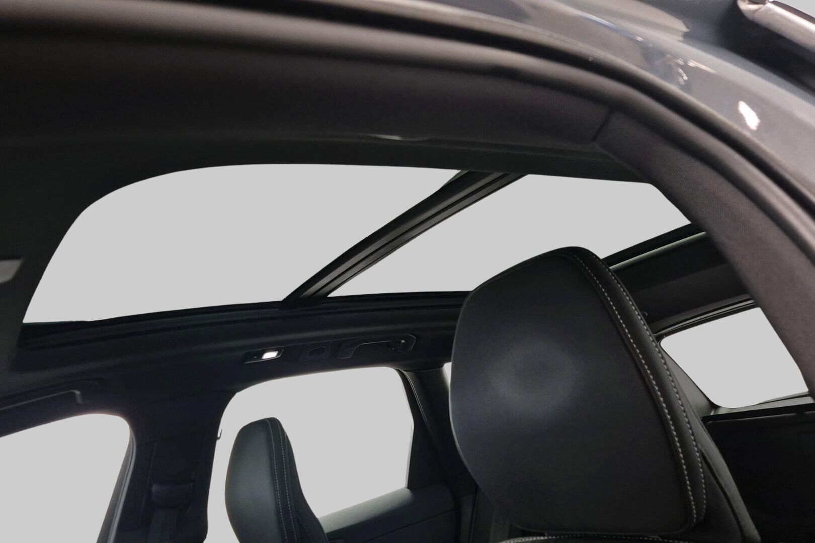 Volvo XC60 iso kuva 20