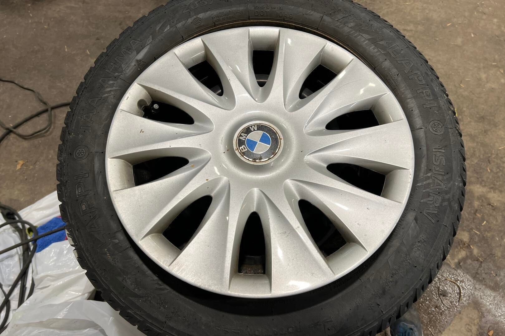 BMW 3-SARJA iso kuva 16