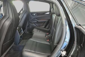 Porsche Cayenne esikatselu 24