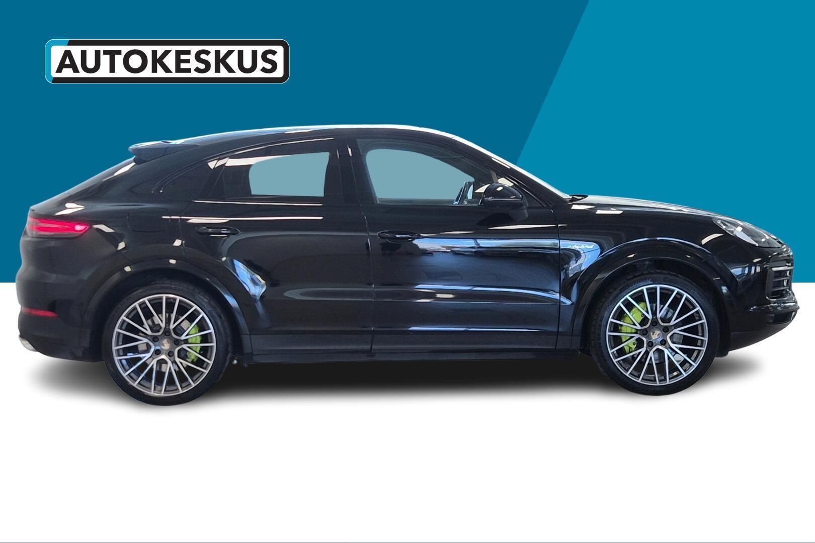 Porsche Cayenne iso kuva 4