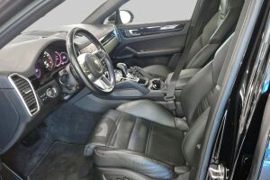 Porsche Cayenne esikatselu 23