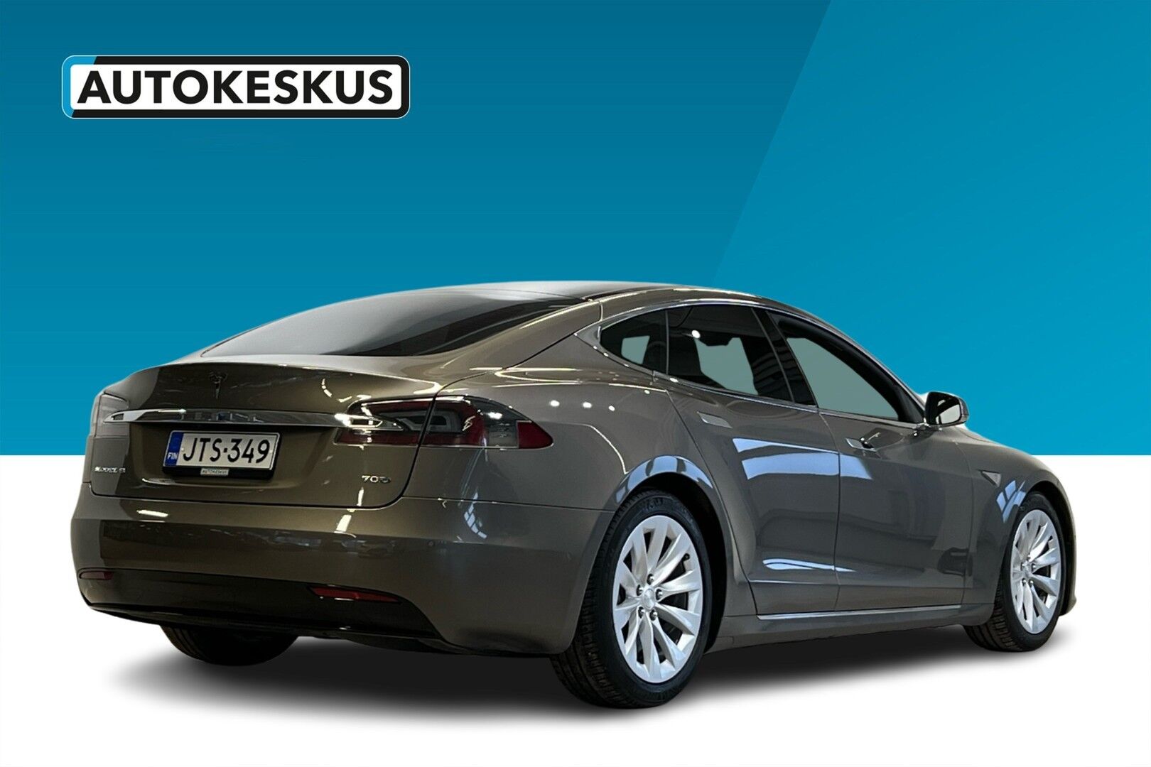 Tesla Model S iso kuva 1