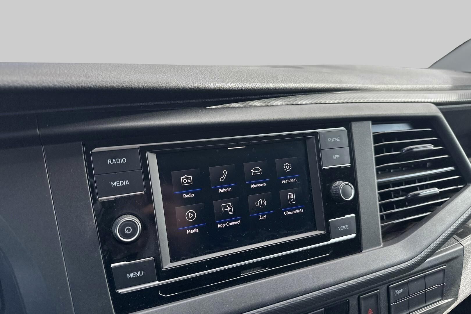 Volkswagen Transporter iso kuva 19