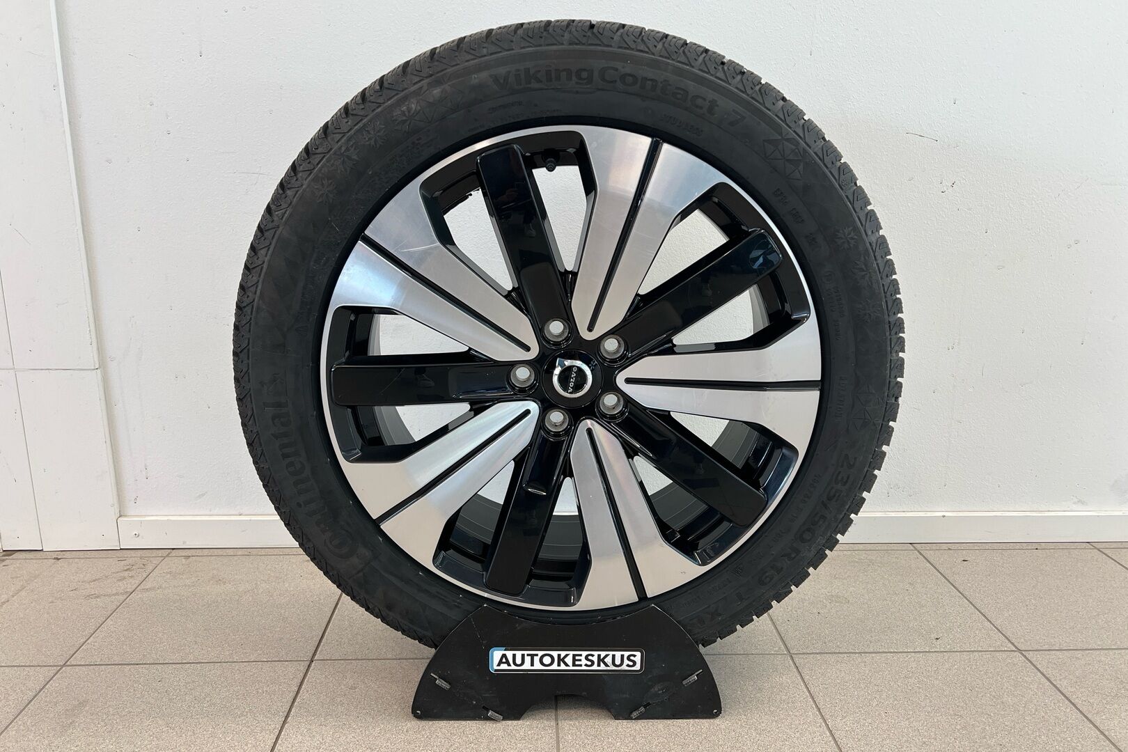 Volvo C40 iso kuva 15