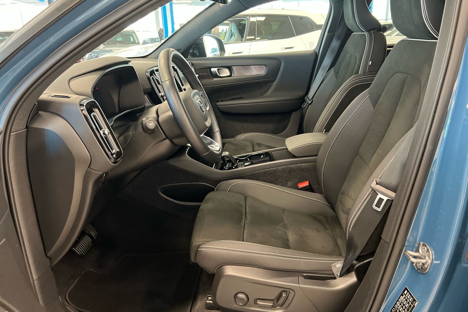 Volvo C40 iso kuva 18
