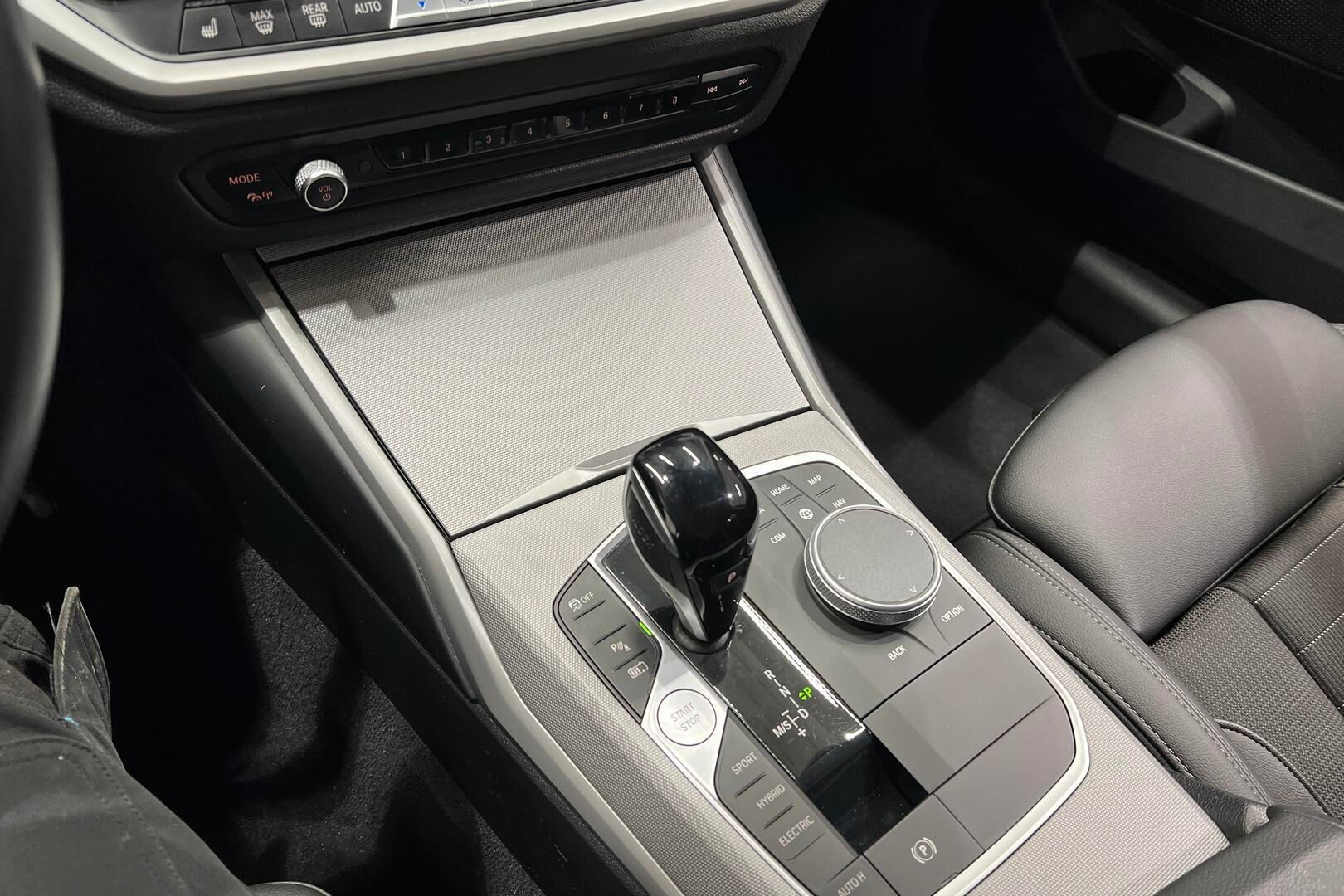 BMW 3-sarja iso kuva 23