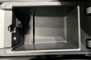 BMW 3-sarja esikatselu 26