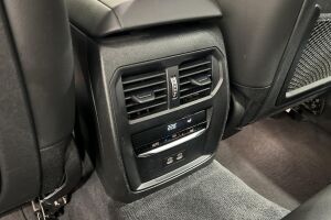 BMW 3-sarja esikatselu 33