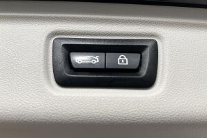 BMW 3-sarja esikatselu 38