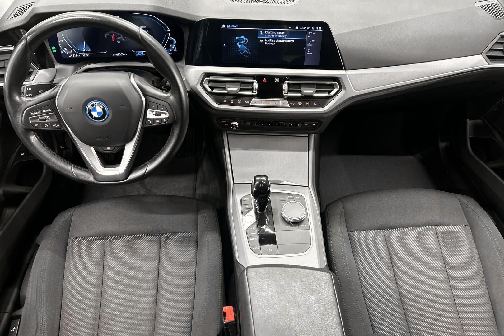 BMW 3-sarja iso kuva 9