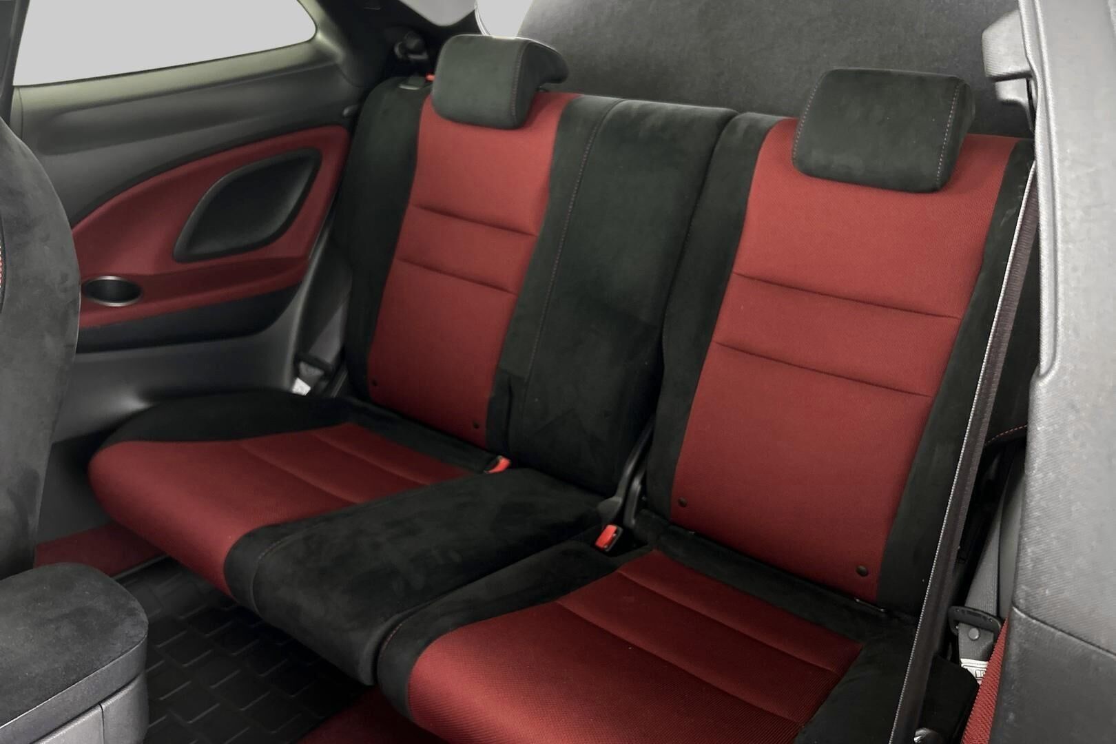 Honda Civic iso kuva 10