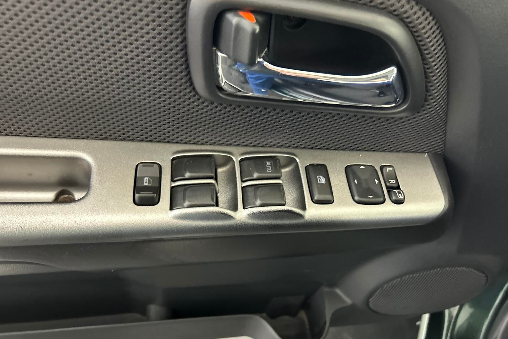 Isuzu D-Max iso kuva 19