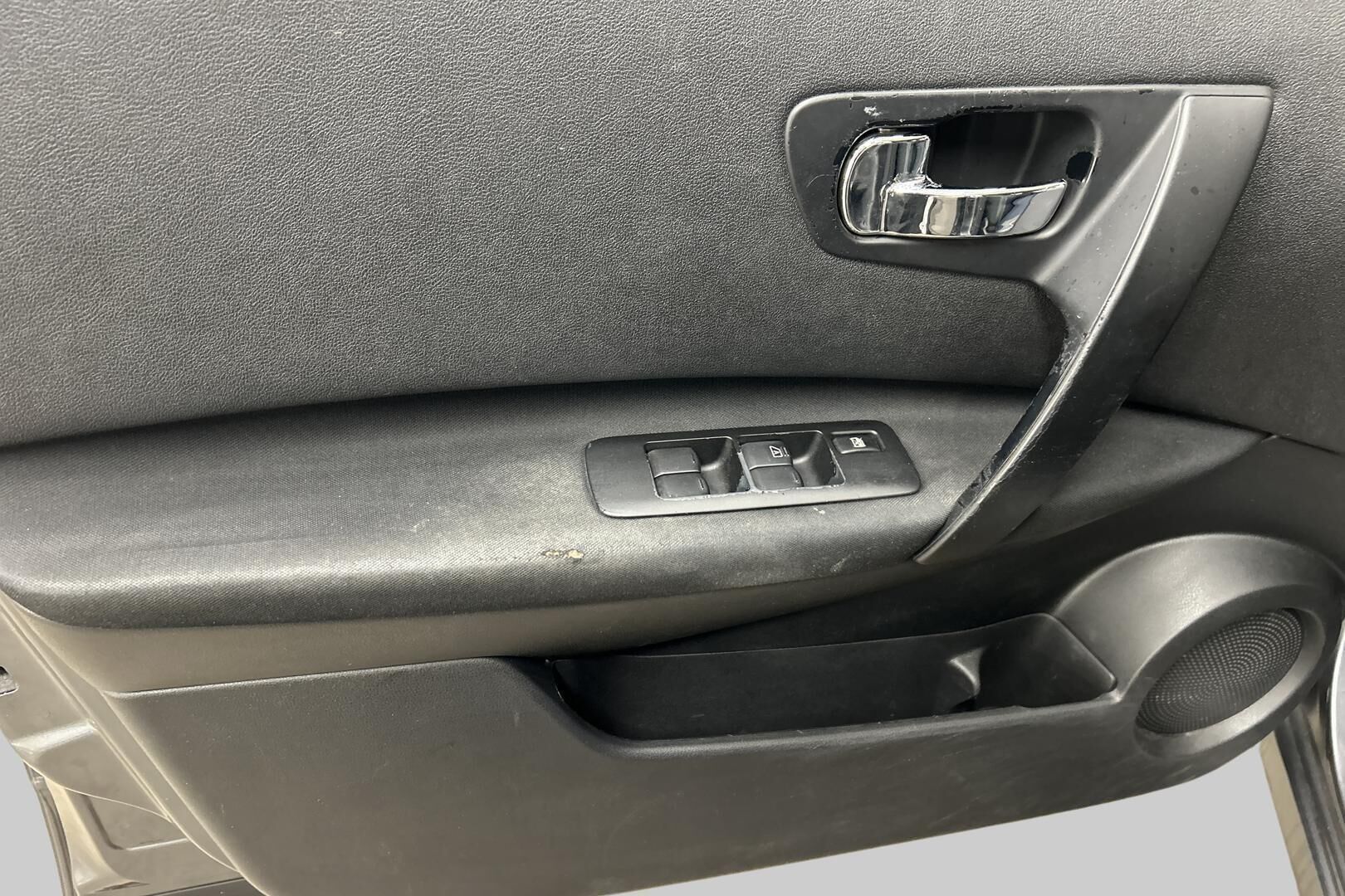 Nissan Qashqai iso kuva 13