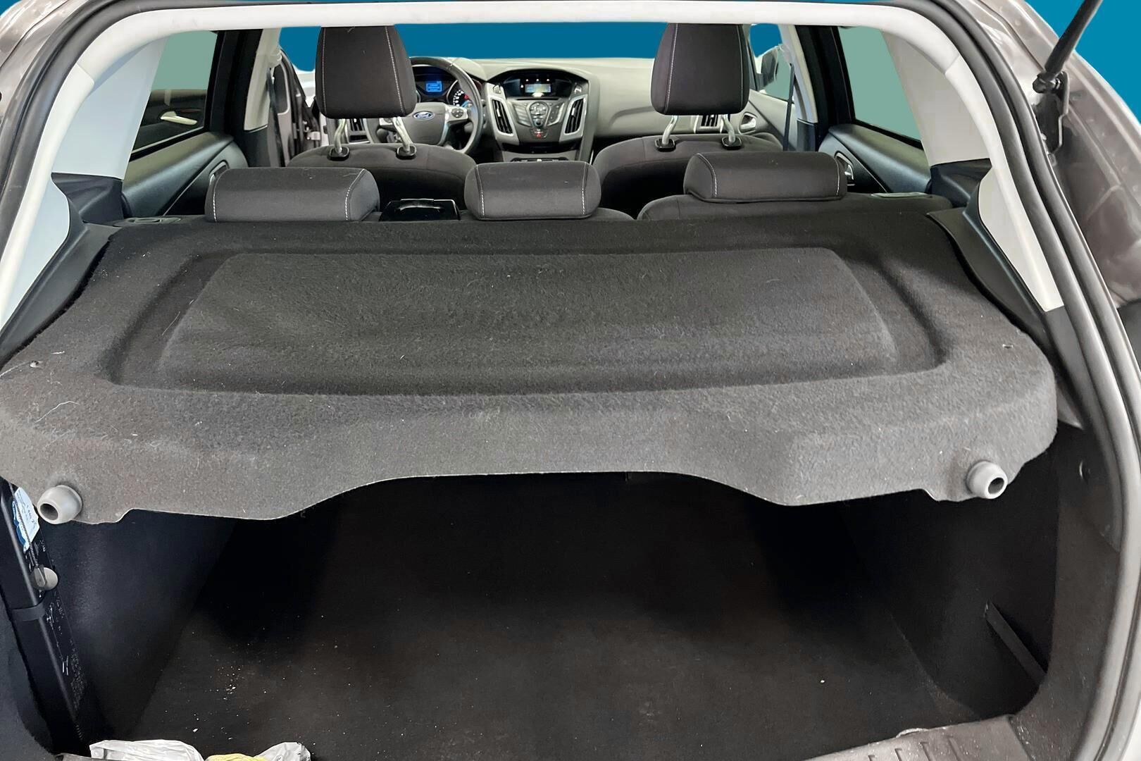 Ford Focus iso kuva 10