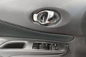 Nissan Note esikatselu 20