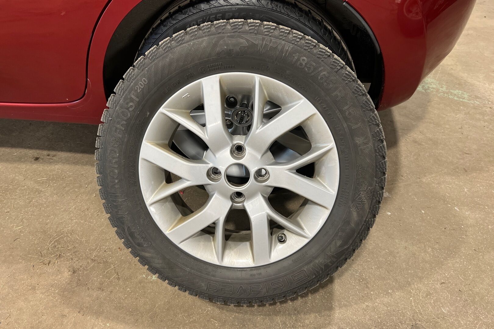 Nissan Note iso kuva 12
