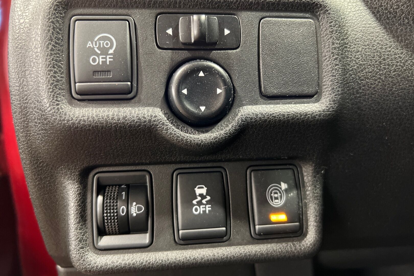 Nissan Note iso kuva 14