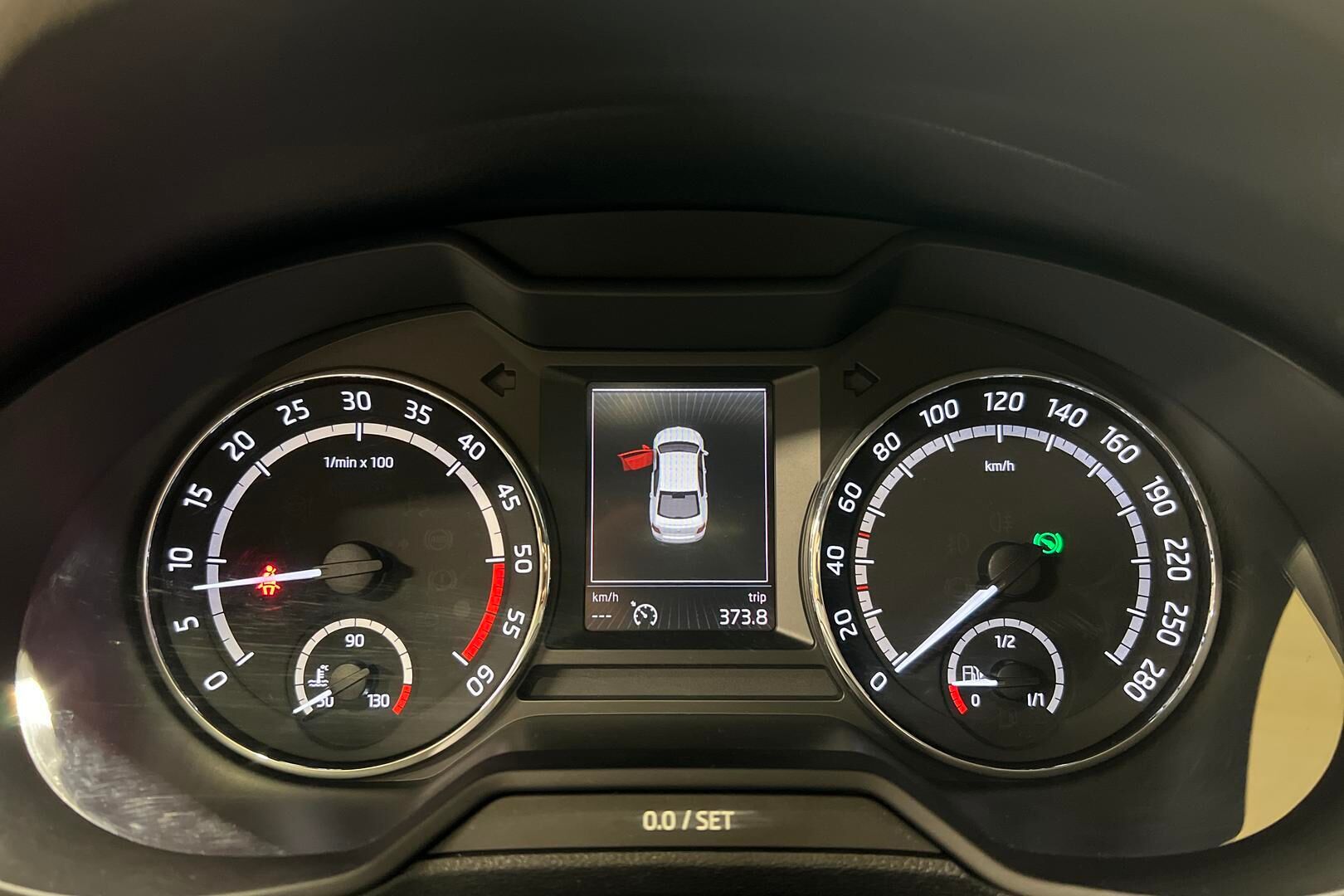 Skoda Octavia iso kuva 14