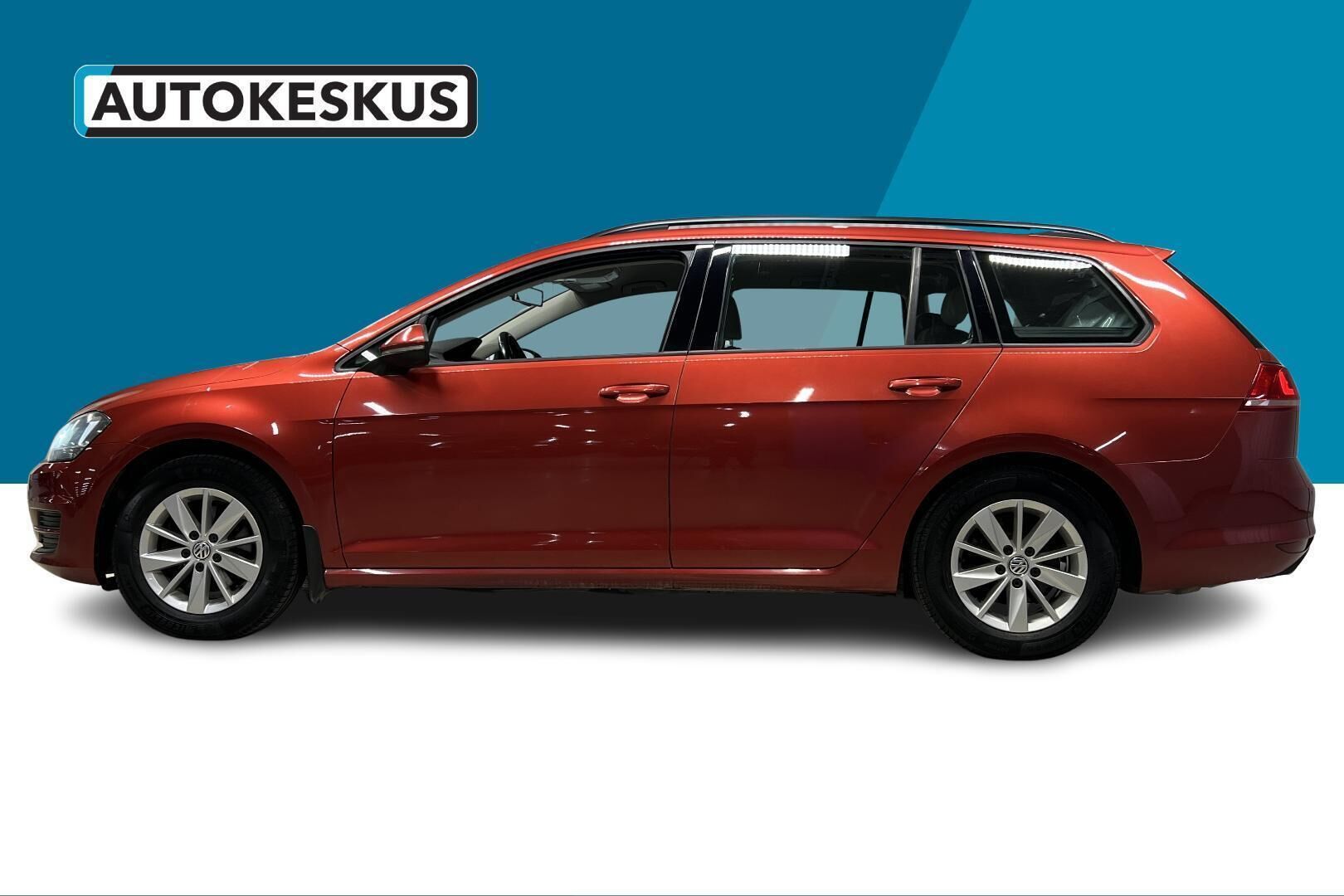 Volkswagen Golf iso kuva 8
