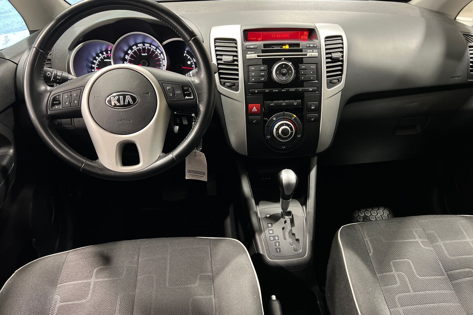 Kia Venga iso kuva 6