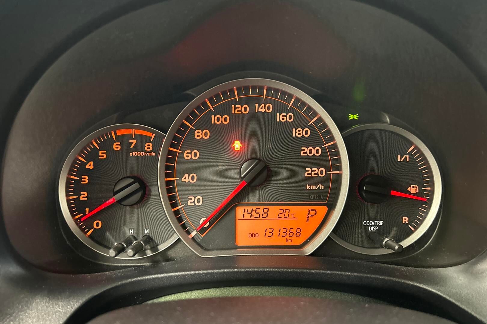 Toyota Yaris iso kuva 18