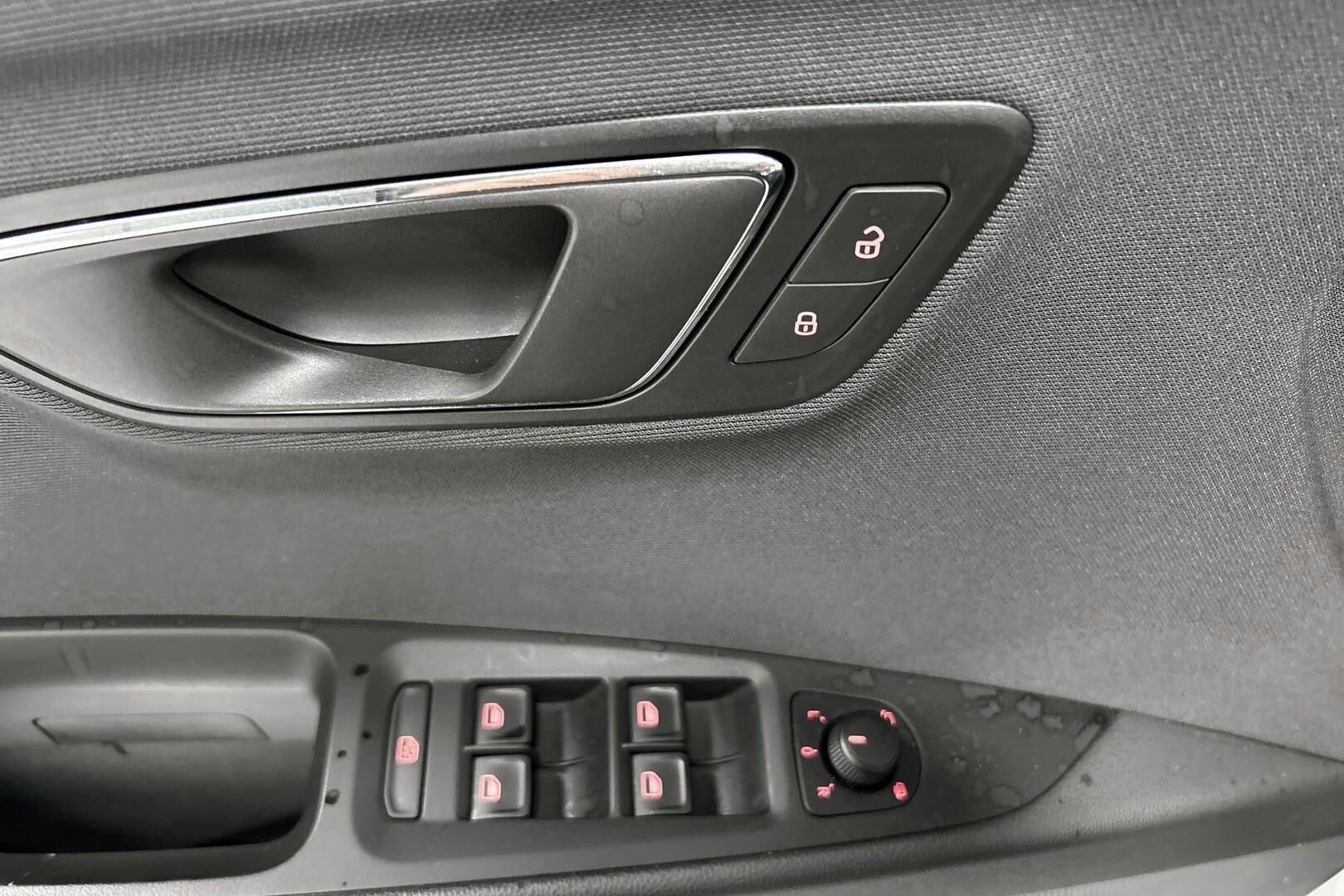 Seat Leon ST iso kuva 0