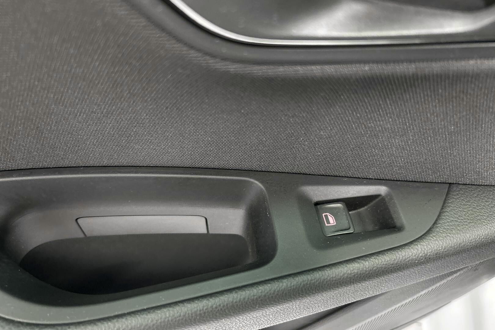 Seat Leon ST iso kuva 22