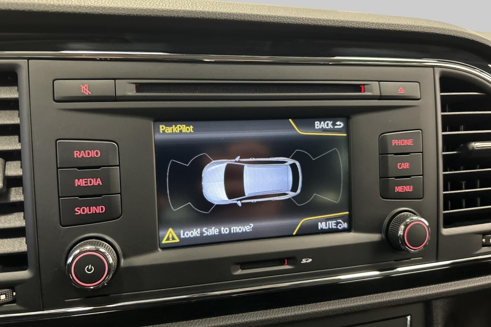 Seat Leon ST iso kuva 23