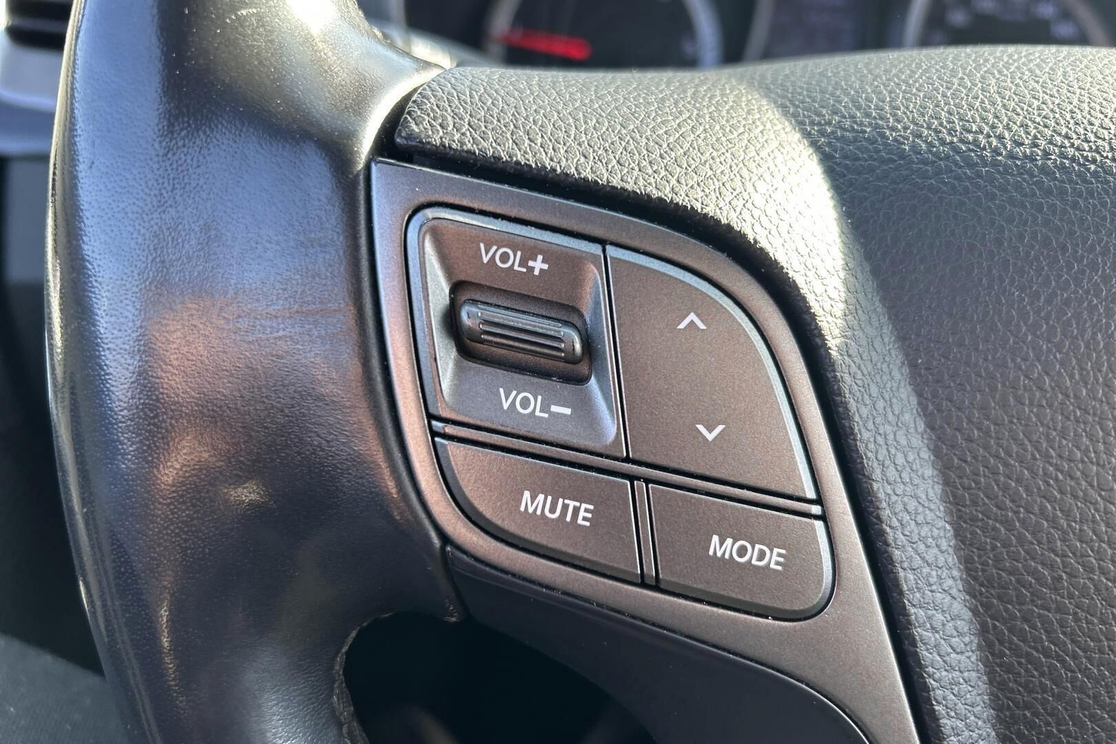 Hyundai Santa Fe iso kuva 18