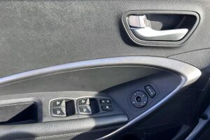 Hyundai Santa Fe esikatselu 24